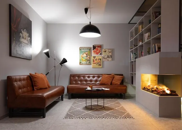 Four Rooms City