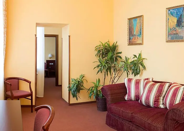 Aurora Premier Hotel